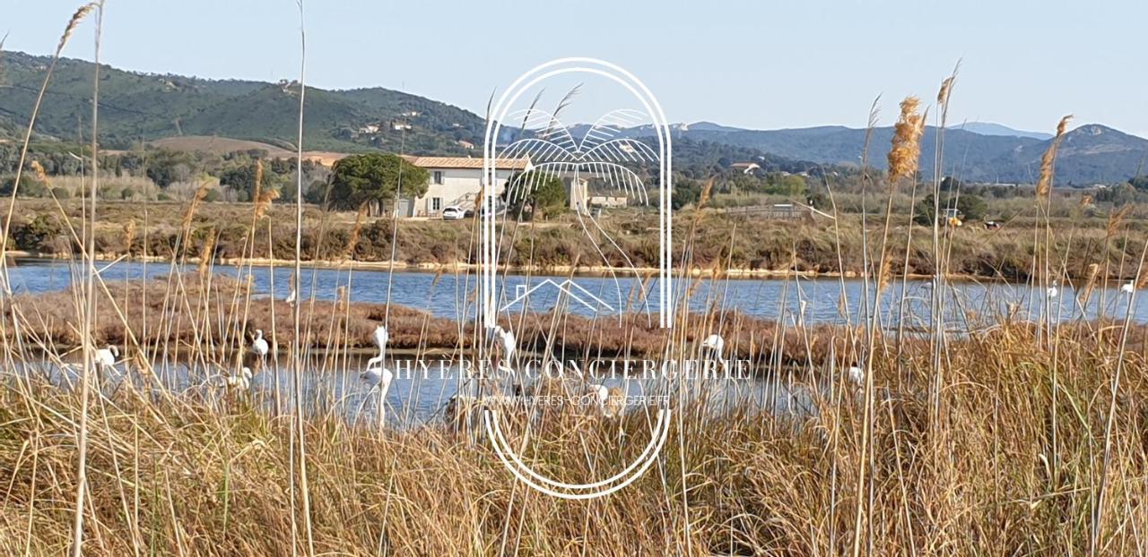 Apartment Les Salins - Rez De Jardin-plage Clim Wifi Parking By Hc Hyères